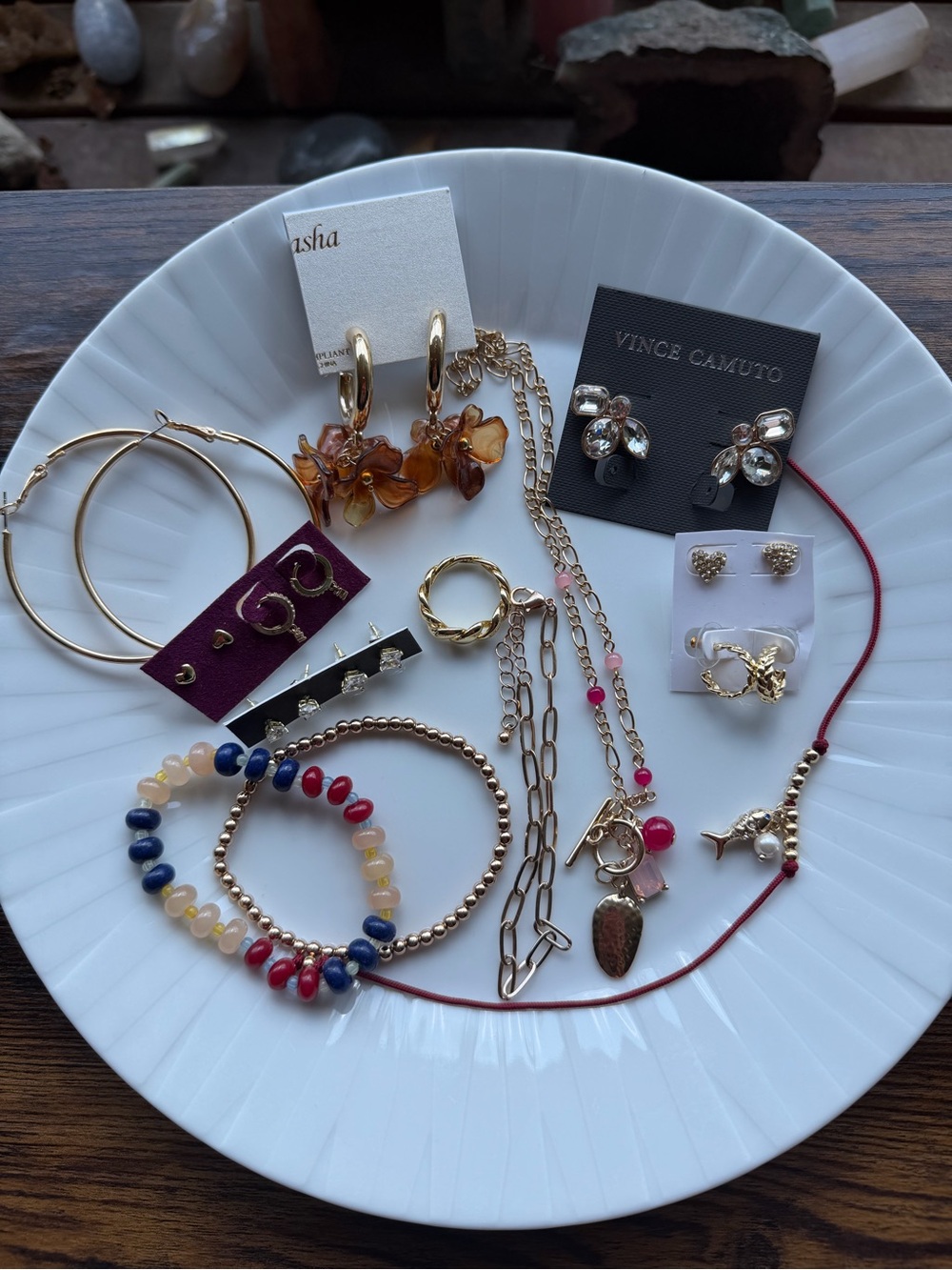 Gold Jewelry Lot Earrings/Necklace/Bracelet Rings - Picture 4 of 4